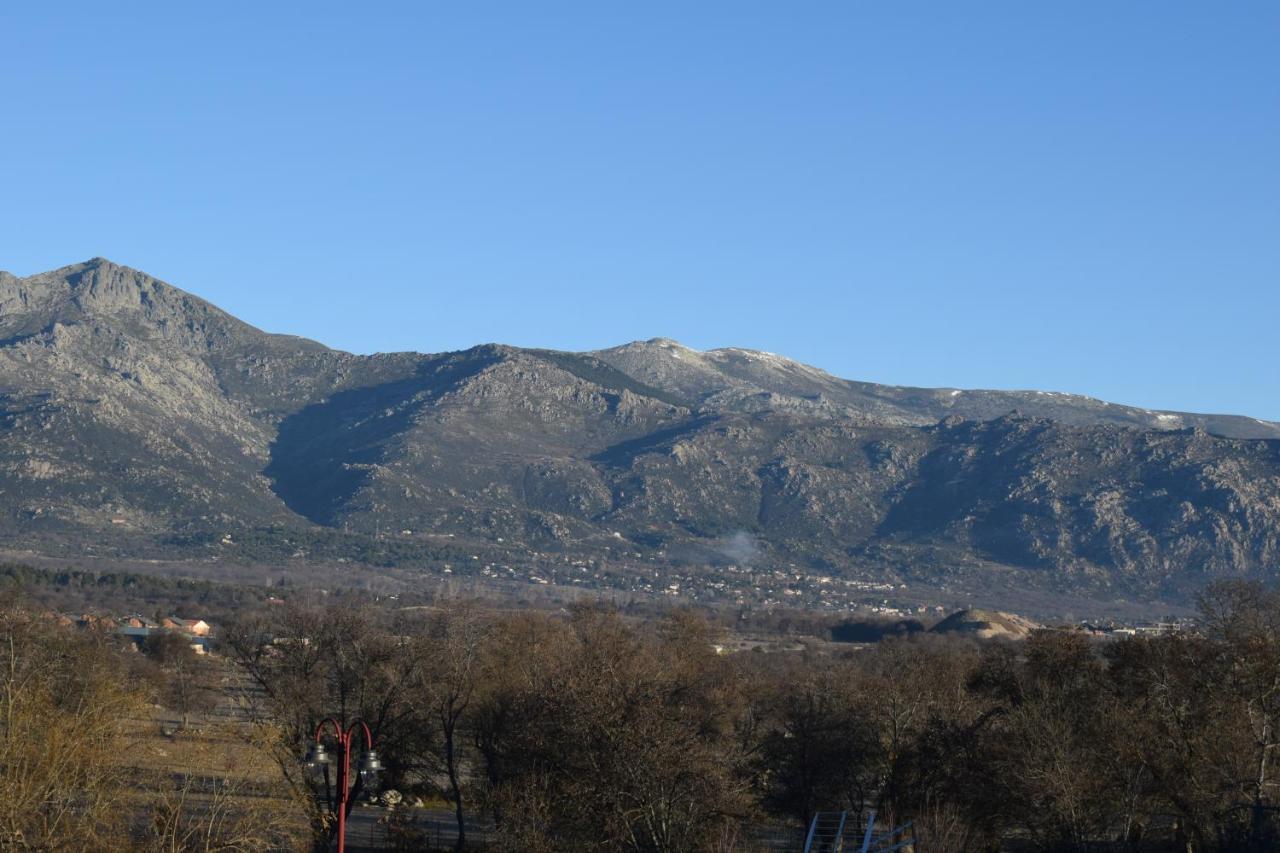 Hospederia La Canada Моралсарсал Екстериор снимка